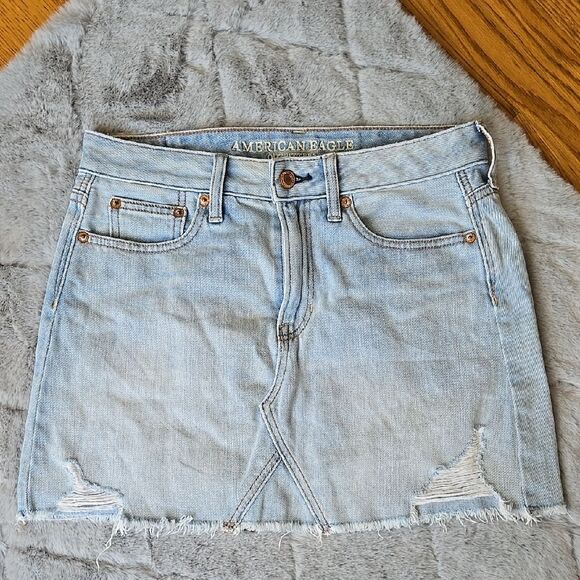 American Eagle Outfitters Light Blue Mini Skirt, Women's Size 2, Great Condition - Picture 1 of 9